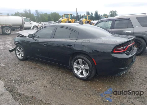 2016 Dodge Charger Sxt z USA, uszkodzony, nr VIN 2C3CDXHG6GH215677